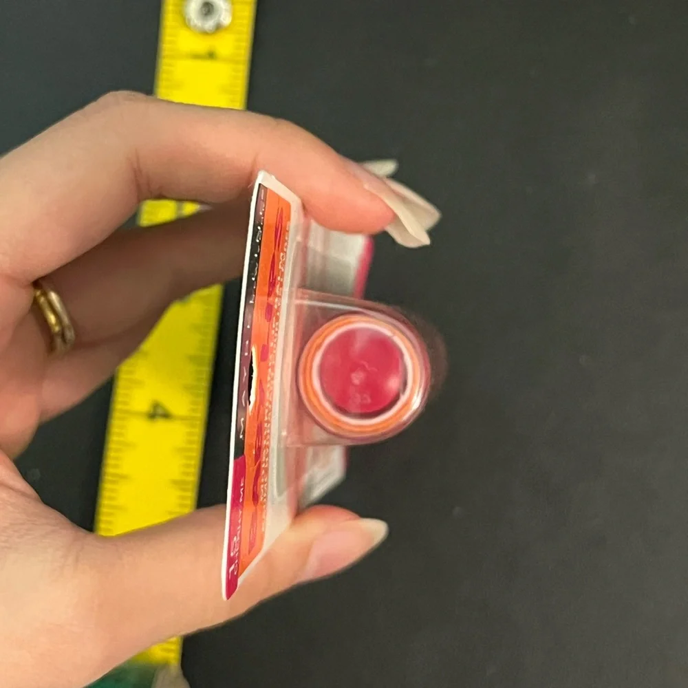 Maybelline Baby Lips Moisturizing Lip Balm, 15 Cherry Me - brand new (COPY)